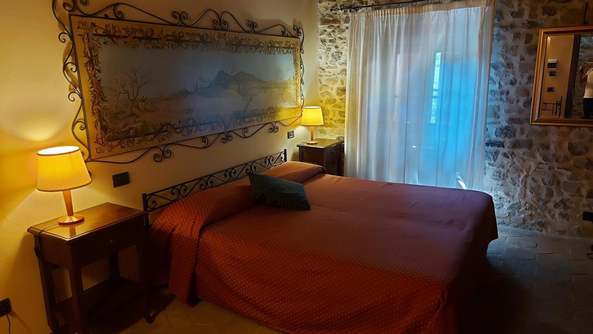 Country Hotel Poggiomanente Umbertide Bilik gambar