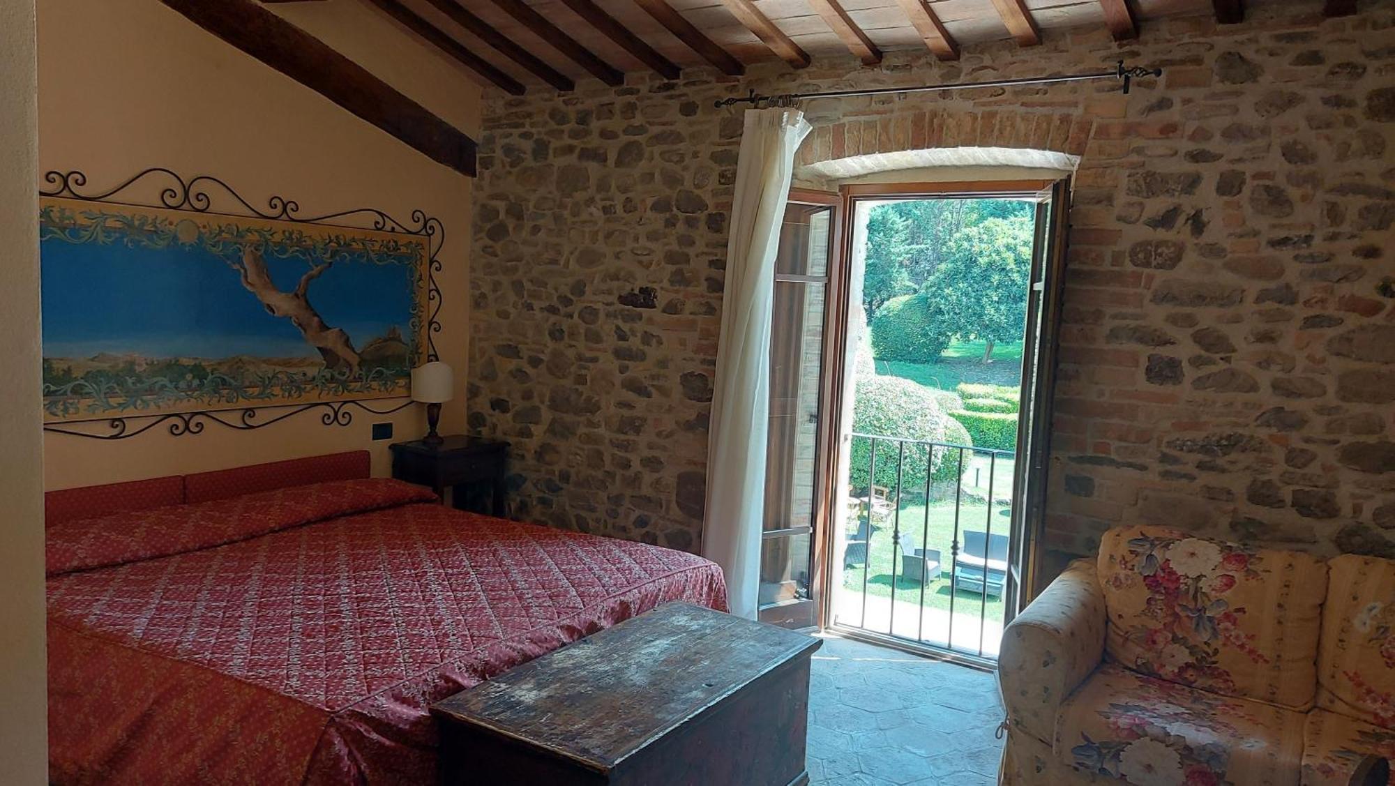 Country Hotel Poggiomanente Umbertide Luaran gambar