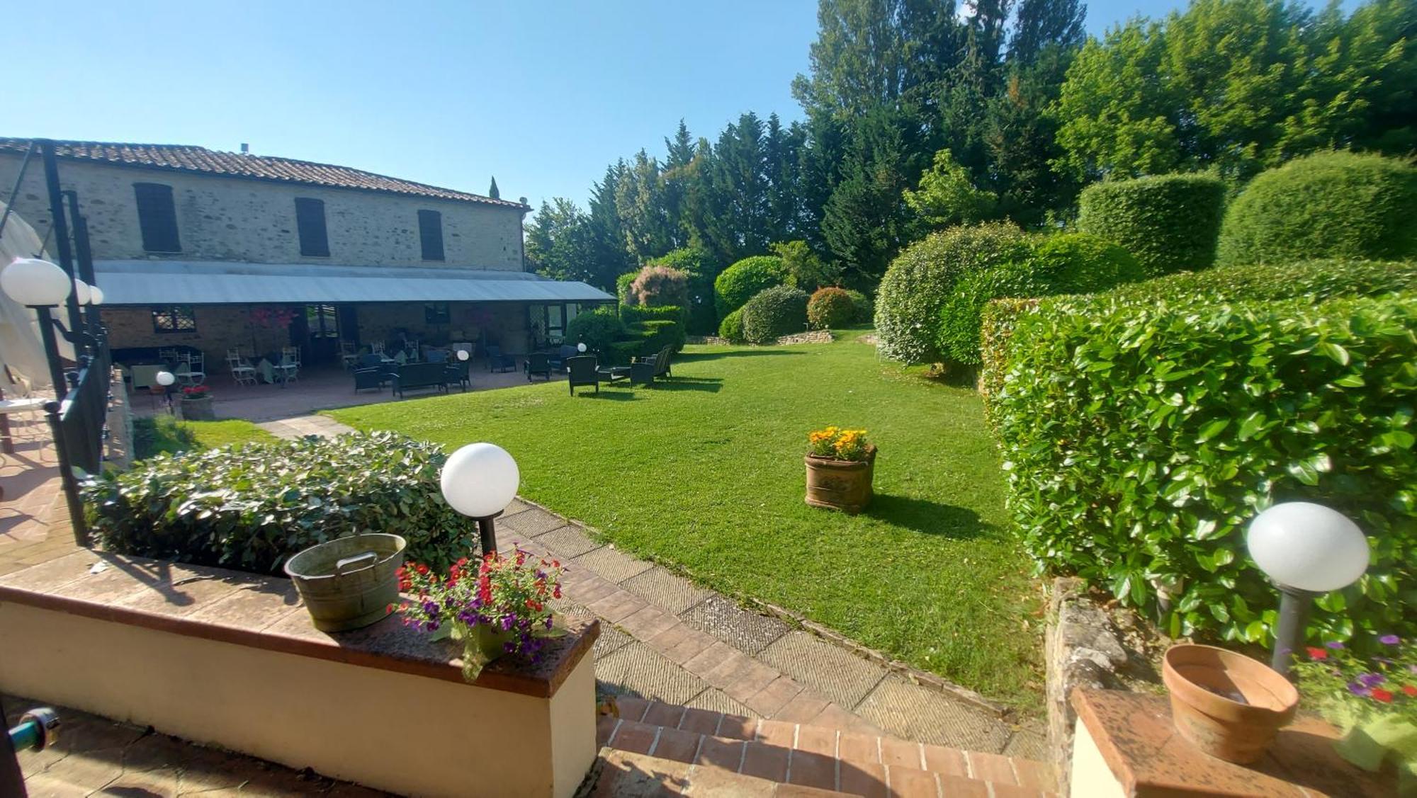 Country Hotel Poggiomanente Umbertide Luaran gambar