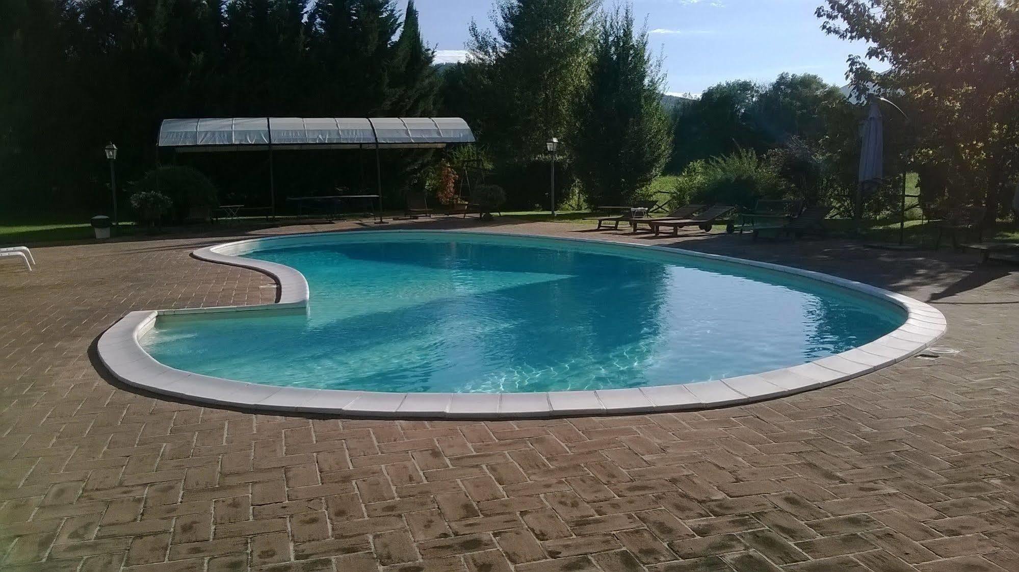 Country Hotel Poggiomanente Umbertide Luaran gambar